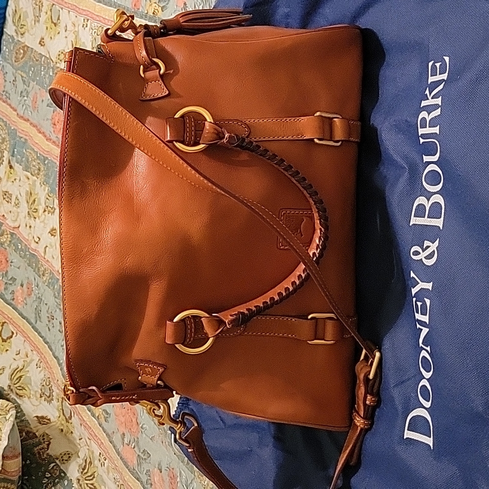 Dooney & Bourke Bag